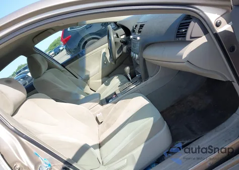 2008 Toyota Camry Le V6 из США, поврежденный, VIN 4T1BK46K58U565640